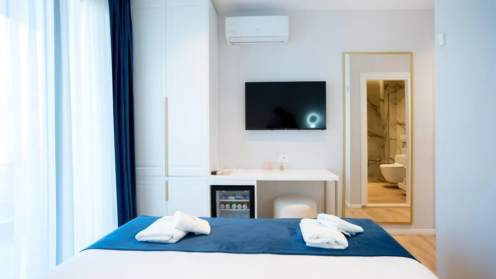 Sea Queen Luxury Hotel Radhimë
