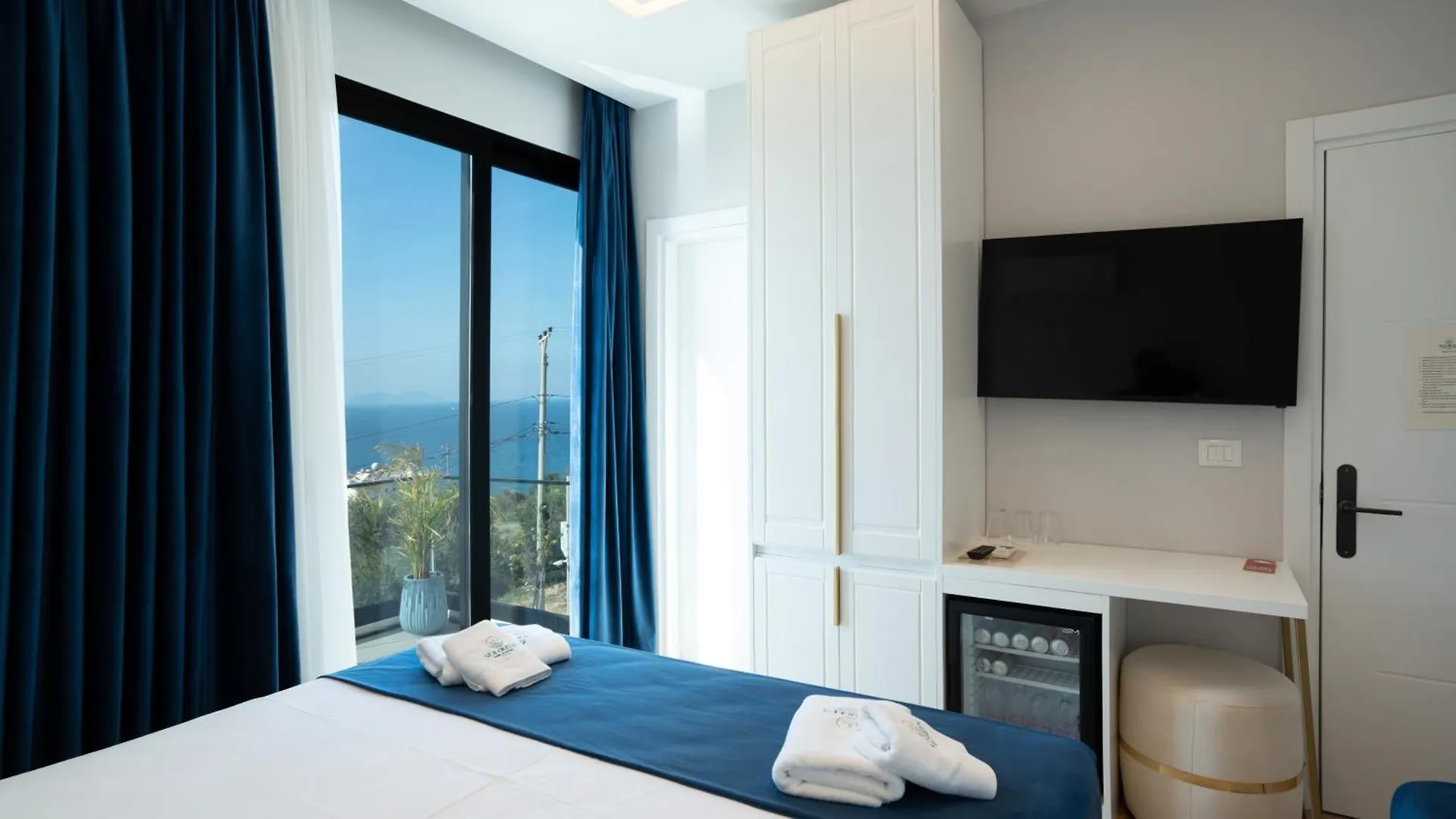 Sea Queen Luxury Hotel Radhimë Albanien