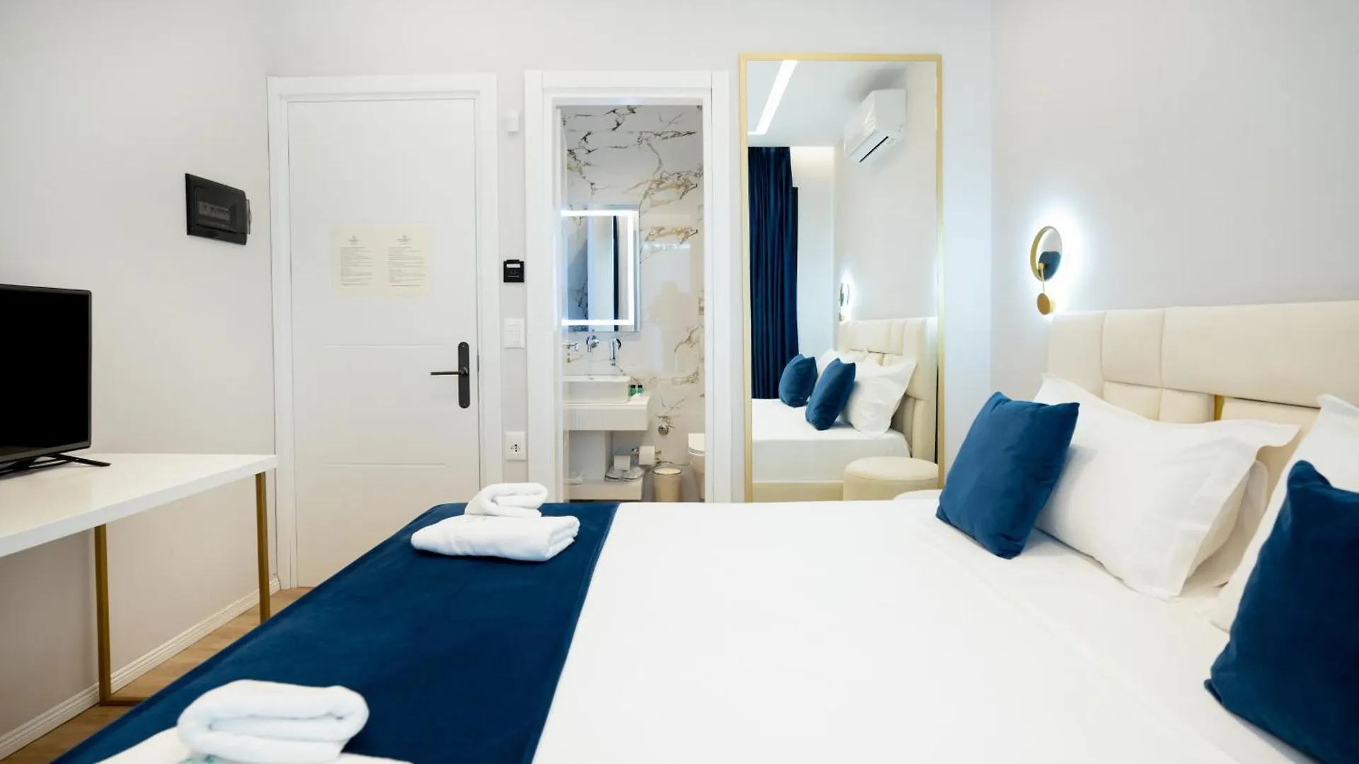 Sea Queen Luxury Hotel Radhimë